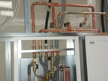 Bild 4: Wärmeübergabestation in einer Wohnung