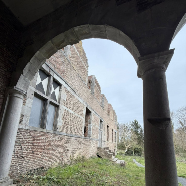 Bronzeplakette der Deutschen Stiftung Denkmalschutz für Schloss Leerodt