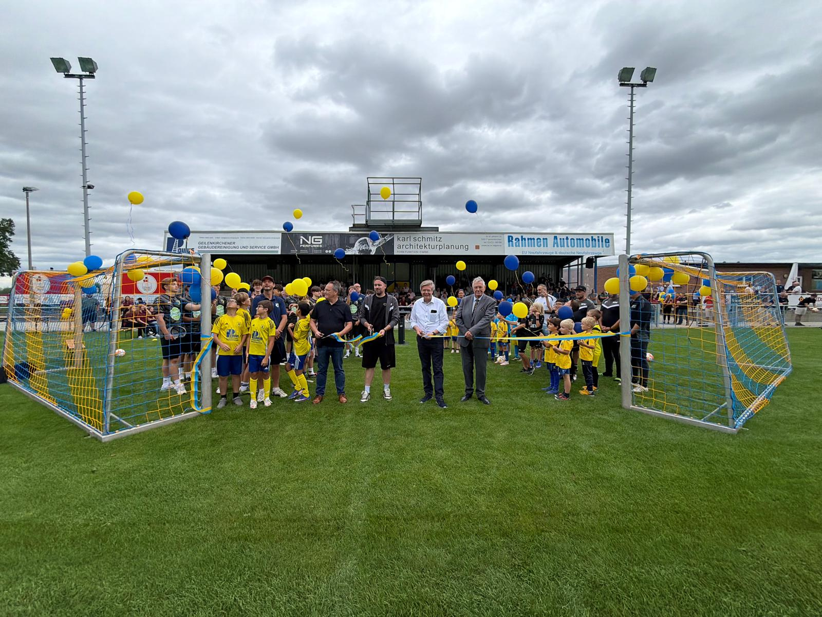Einweihung Heidestadion Teveren