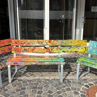 Einweihung neuer „Bänke gegen Ausgrenzung“ in Geilenkirchen